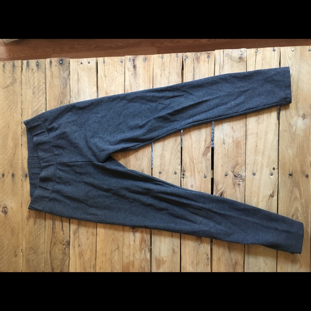 Lou and Grey gray leggings